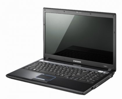 Ноутбук Samsung R620 с широкоформатным дисплеем и Blu-ray