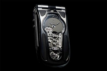 Celsius X-VI-II Papillon – дорогой телефон с аналоговыми часами